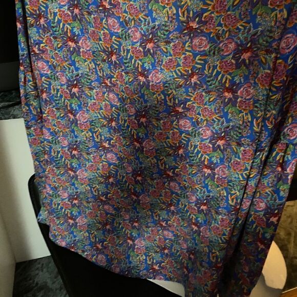 Rose + Olive boho pastel flowers top with ballon sleeves Sz M - Picture 5 of 13